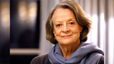 Maggie Smith.png