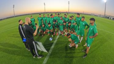 Bangladesh football striker shortage problem