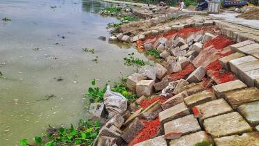 dyke-collapses-kurigram.jpg