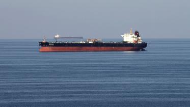 oil-shipping-hormuz
