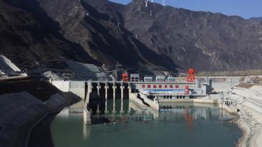 hydropower_dam_in_tibet.jpg