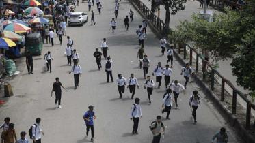 dhaka_college_clash_2.jpg