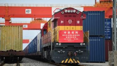 How a train to Tehran is rewriting the world’s map.jpg