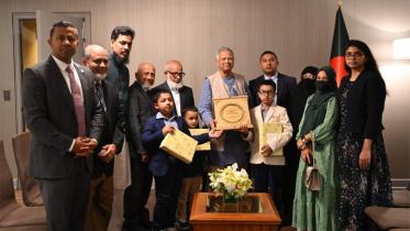 yunus meets Bangladesh origin US police officer family