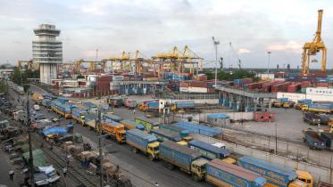Why the Chattogram port tariff hike looks more like value extraction.jpg