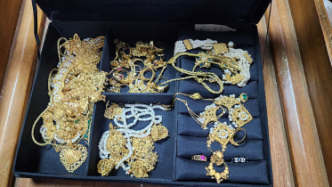 ACC finds sheikh Hasina's gold in agrani bank