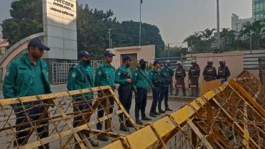 Khaleda Zia London journey delayed