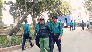 Palak sings from prison van viral video