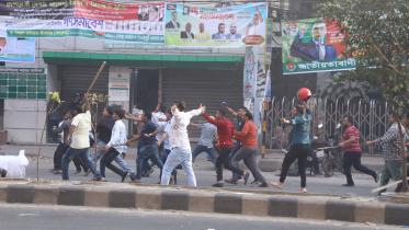 Violence in Nayapaltan between BNP men and police