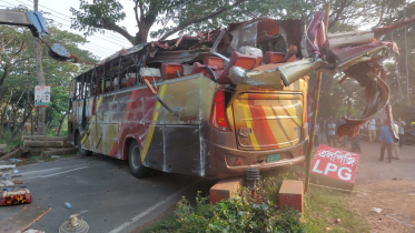 20 injured Pirojpur.jpg