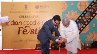 Indian food cum film fest held in Ctg _8740.jpg