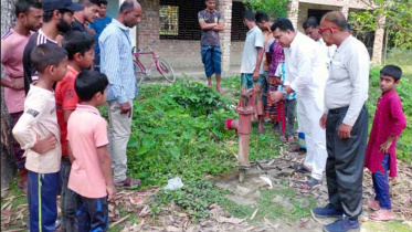 Miscreants have poisoned the tube wells of some houses schools and tea shops in Jashore.jpg