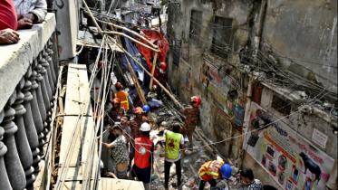 ED 1 - Dhakas earthquake danger ignored for too long.jpg