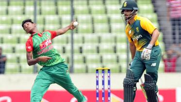 Mustafizur in action