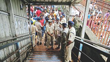 mumbai_stampede_1.jpg