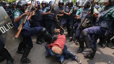 police attack on protesters