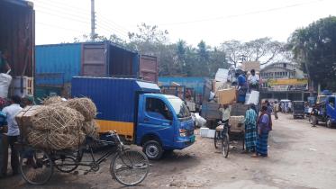 tangail_truck_terminal_2.jpg