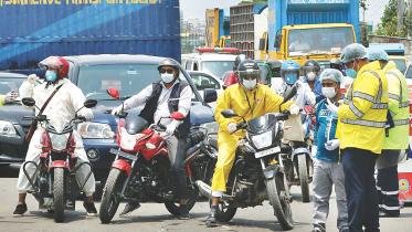 police stop vehicles