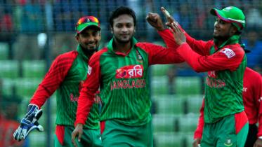 Shakib strikes
