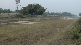 Nilphamari,_waterless_Dinajpur_branch_canal.jpg