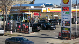 AFP US oil mar7.26.jpg