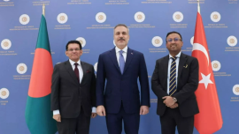 Bangladesh Foreign Minister Dr Khalilur Rahman today met with Turkiye's Foreign Minister Hakan Fidan. Photo : MoFA