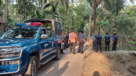 Bagerhat cop stabbed.jpeg