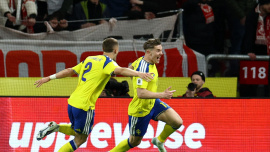 2026-03-31T203930Z_1368450662_UP1EM3V1LDTOX_RTRMADP_3_SOCCER-WORLDCUP-SWE-POL.JPG