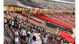 Bd fans in Singapore.jpg