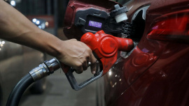fuel-prices-oil-petrol-pump.jpg