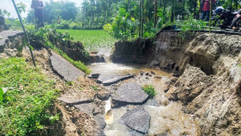 Angorpota-Dahagram-road.jpg