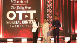 Raihan Rafi receives Best Director (Popular) for Amalnama.jpeg