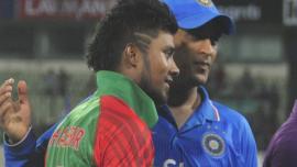 dhoni feat sabbir.jpg