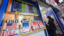 afp dollar currency.jpg