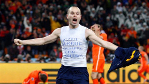Iniesta 2010 WC Final goal.jpg