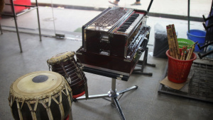 Why traditional musical instruments are disappearing from stores