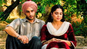 Main Vaapas Aaunga movie review