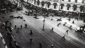 19170704_Riot_on_Nevsky_prosp_Petrograd.png