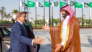 Shehbaz Sharif meets with Mohammed Bin Salman in Riyadh