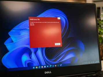 app malware laptop