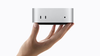 M6 mac mini in hand