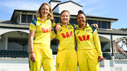 Australia Women's team.jpg
