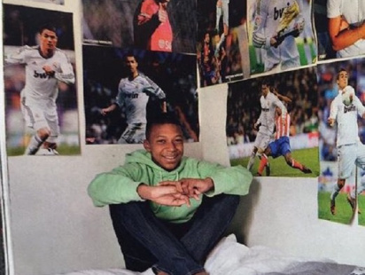 mbappe_kid.jpg