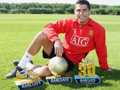 ronaldo_trophies_united.jpg