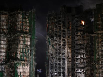 afp_20251127_86dl9y7_v1_midres_hongkongchinafire.jpg