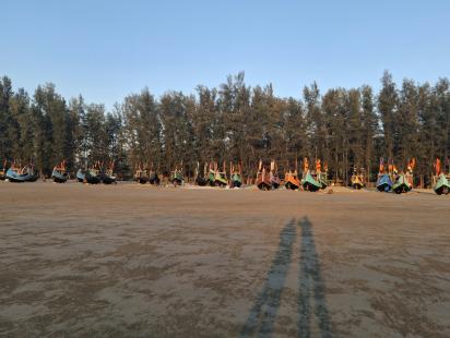 Sea breeze, moon-boats and silent shores — Teknaf in November