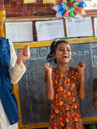 WFP Goodwill Ambassador Hend Sabry visits Rohingya refugee camps in Bangladesh