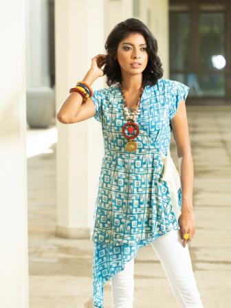 Taaga women fashion youth