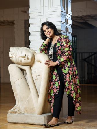 Favour fusion fashion: Styling kurtis