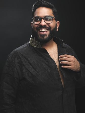 eshaan akbar from sex education